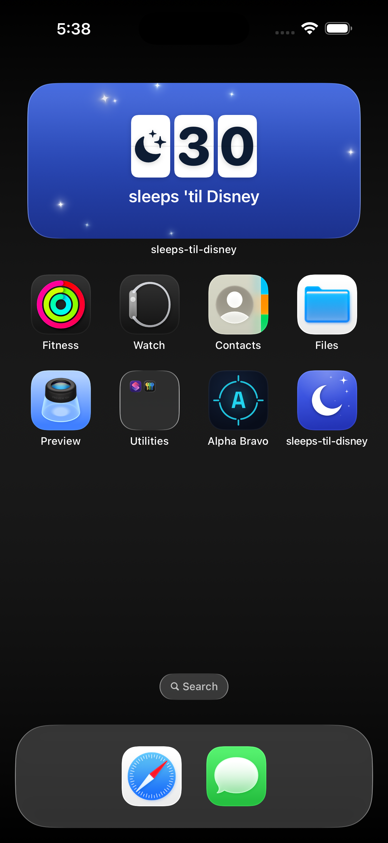 A Sleeps 'til Disney medium widget on the Home Screen reading 30 sleeps 'til Disney